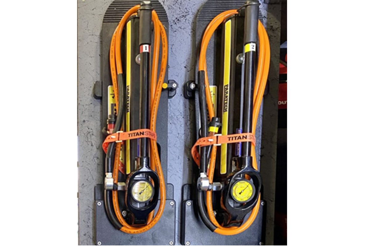 Paratech Hand Pump Mount, PTS-0053-00 (PTS-153)