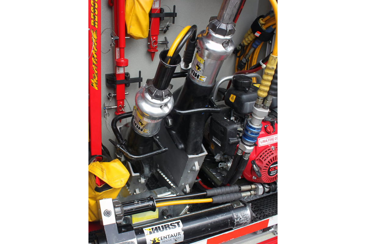 3095 Quick Mount Extrication Holder, Cutter, QM-ET-C