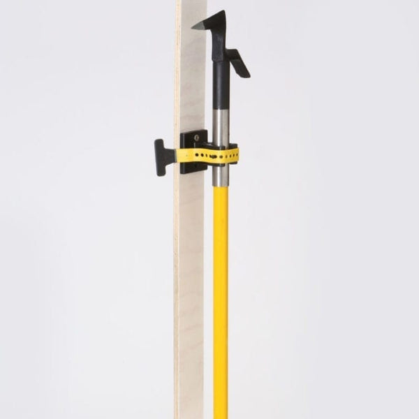 1048  Pole Mount